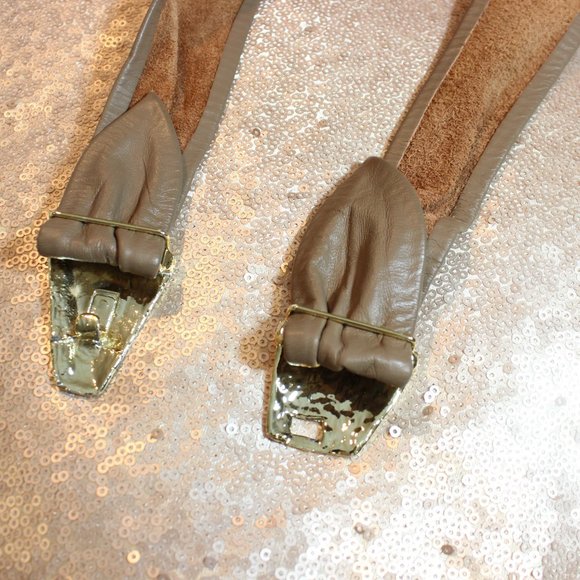 ?️?️Vintage 1980\'s Gold Retro Hammered Metal Soft Leather Belt 25\